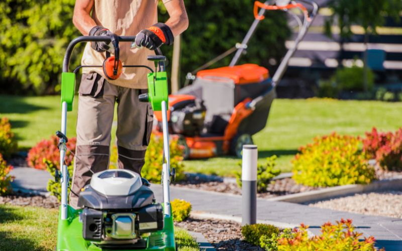 Die 7 besten Rasenmäher von Husqvarna GARTENGURUS